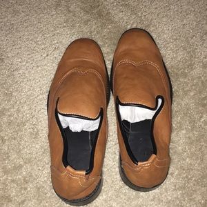 NEW! Brown dress shoe